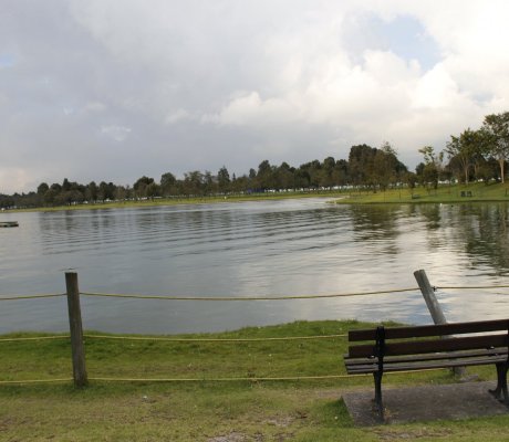 Vista lago parque metropolitano Simón Bolívar